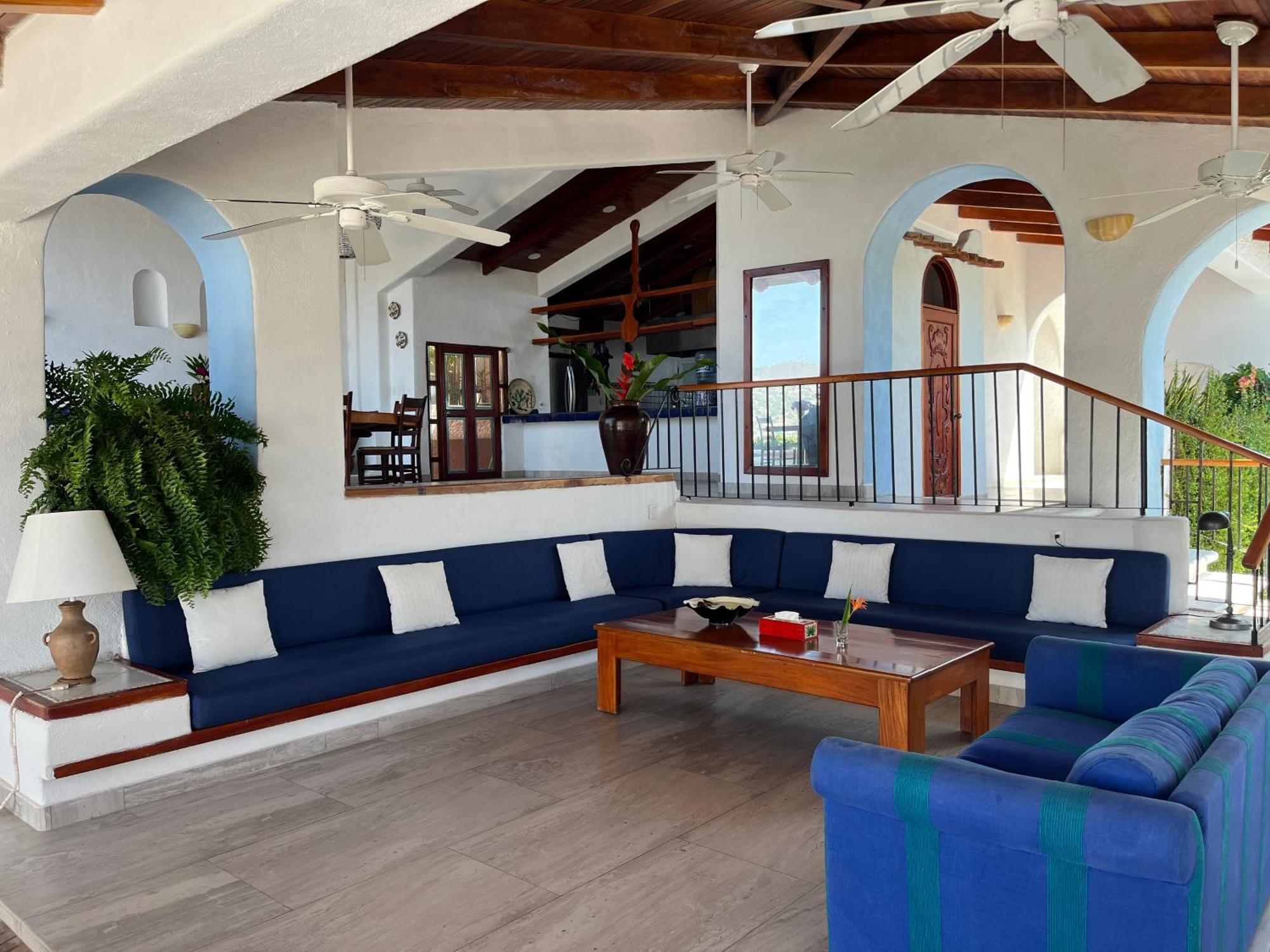 Villa De La Roca Zihuatanejo Exterior photo