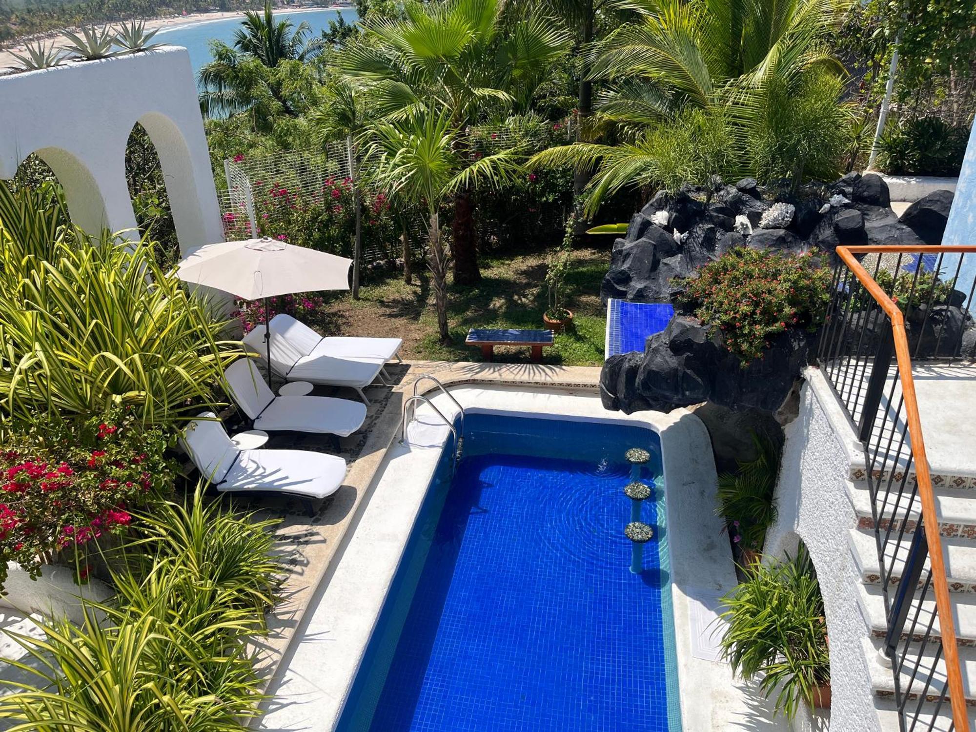 Villa De La Roca Zihuatanejo Exterior photo