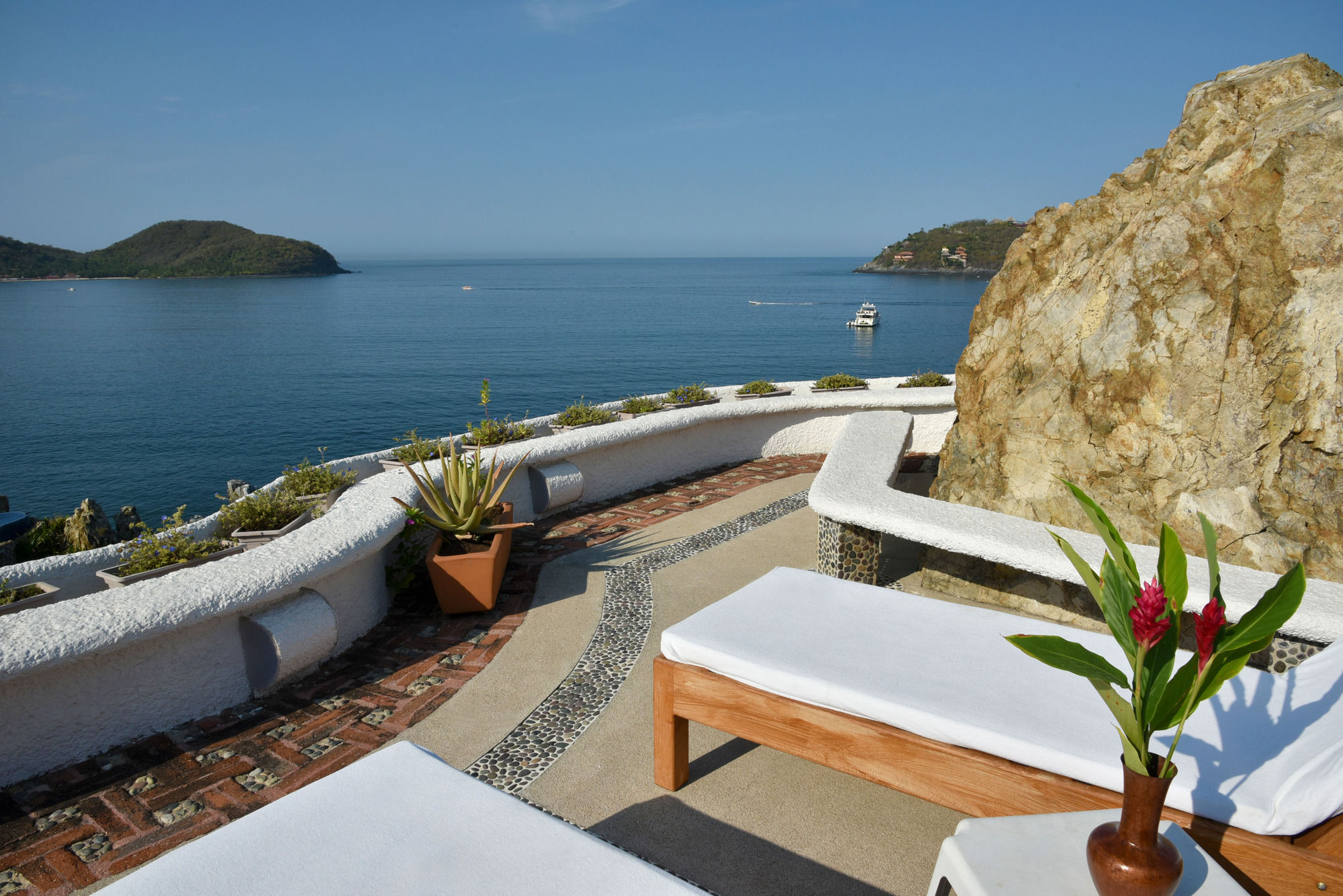 Villa De La Roca Zihuatanejo Exterior photo